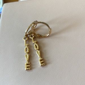 BRAND NEW Princess Polly gold earrings